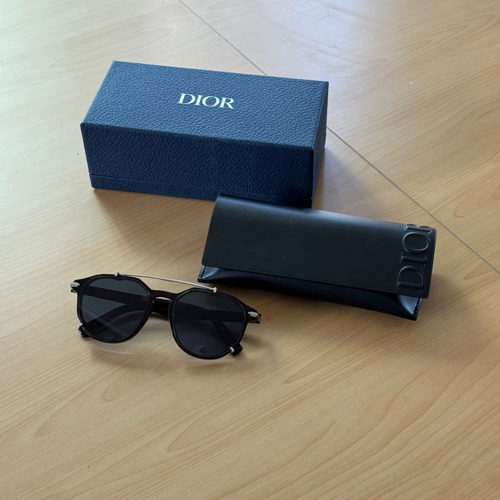 Dior Black Aviator Sunglasses with Case 🆕
